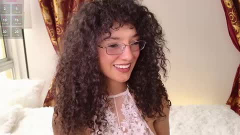 Snapshot of lilithsteinberg chatting on 11, 4, 2026 jessi 3 online show from 11, 4, 2026