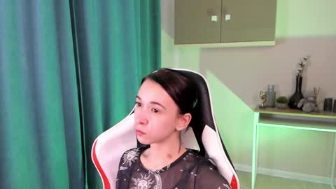 lilithstrangfor online show from 16, 12, 2024