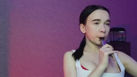 lilithstrangfor online show from 14, 4, 2026