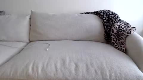 Jay  please help me reach 50 thumbs up online show from 22, 12, 2025