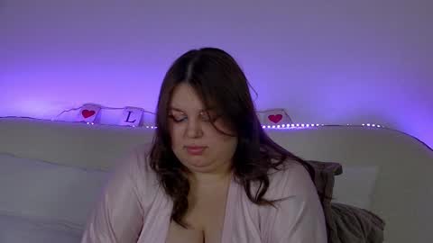 LillianHaig online show from 14, 2, 2025