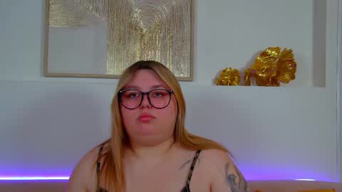 LillianHaig online show from 12, 3, 2026