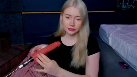 lillie_berry online show from 17, 3, 2026