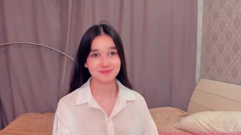 Snapshot of lilliecelina chatting on 19, 12, 2025 Celina Lillie online show from 19, 12, 2025