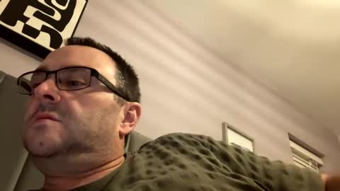 lills16 online show from 12, 3, 2026