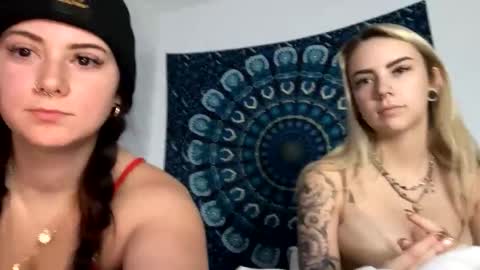 lillstephanie online show from 21, 10, 2025