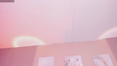 Snapshot of lilly_2809_ chatting on 4, 6, 2026 Lizeth follow me in my igimlilycute 3 online show from 4, 6, 2026