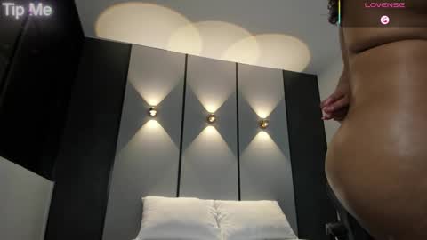 L I L L Y online show from 14, 9, 2025