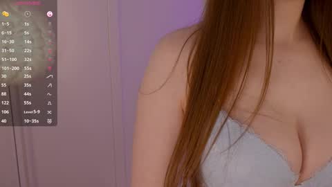 Lilly Colins online show from 9, 3, 2025