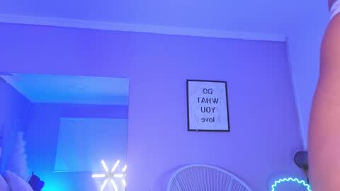 Sofia online show from 2, 2, 2025