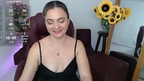 Snapshot of lilly_milf chatting on 7, 8, 2026 Lilly online show from 7, 8, 2026