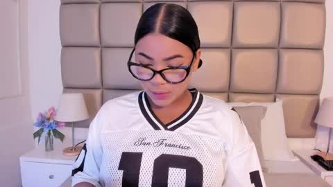 Lilly  online show from 25, 4, 2026