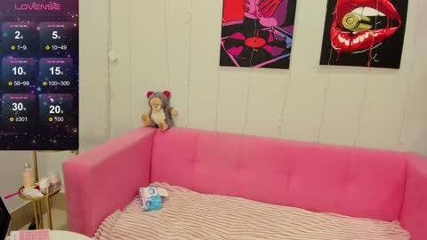 Lily online show from 18, 1, 2025