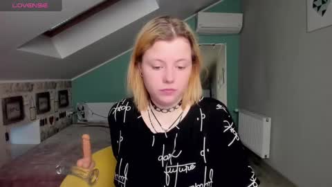 Snapshot of lillydepp chatting on 15, 12, 2024 Lilly Depp online show from 15, 12, 2024