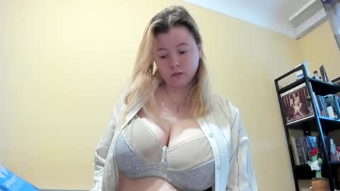 Snapshot of lillydepp chatting on 7, 1, 2026 Lilly Depp online show from 7, 1, 2026