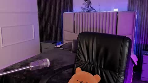 Snapshot of lillyortiz_ chatting on 9, 10, 2025 Lilly Ortiz online show from 9, 10, 2025