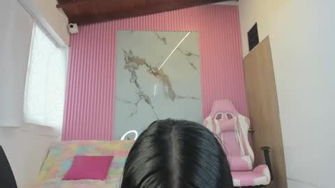 lillyy16 online show from 24, 4, 2026