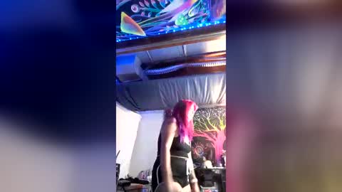 Snapshot of lilmystiq chatting on 10, 6, 2026 lilmystiq online show from 10, 6, 2026