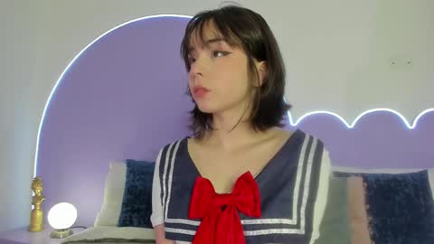 Lilou online show from 4, 3, 2025