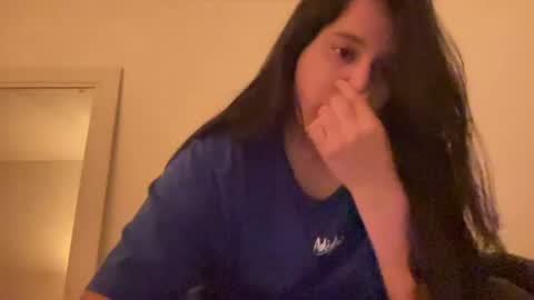 Snapshot of lilprincessxoxo_ chatting on 17, 6, 2026 lilprincessxoxo_ online show from 17, 6, 2026