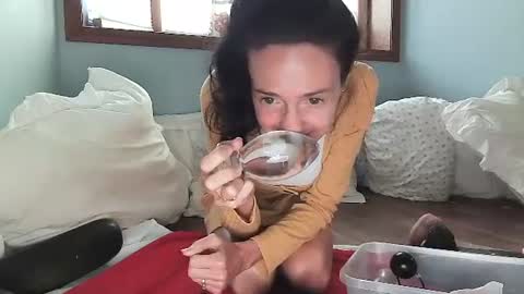 Snapshot of lilrosiedoll chatting on 8, 10, 2025 Lilrosiedoll online show from 8, 10, 2025