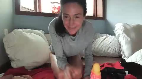 Snapshot of lilrosiedoll chatting on 17, 11, 2025 Lilrosiedoll online show from 17, 11, 2025