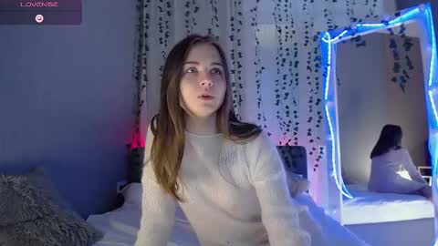 lilu__moon online show from 17, 10, 2025