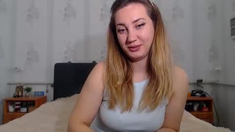 lilu_cute25 online show from 30, 4, 2026