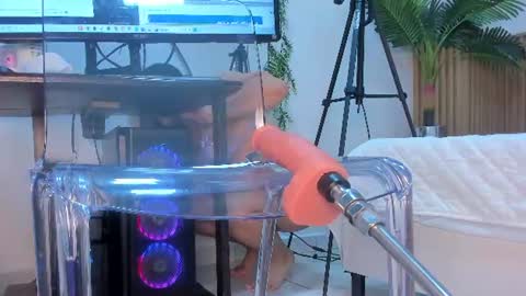 lily_cole27 online show from 26, 6, 2026