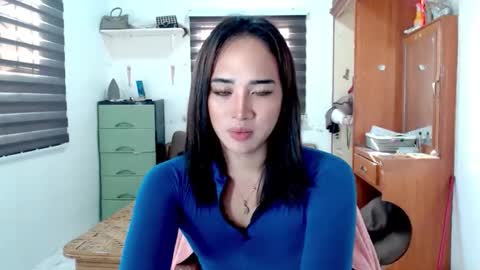 Snapshot of lily_darling chatting on 29, 11, 2025 Lily Darling online show from 29, 11, 2025
