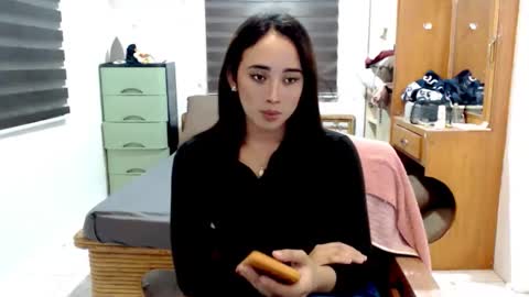 Snapshot of lily_darling chatting on 30, 11, 2025 Lily Darling online show from 30, 11, 2025
