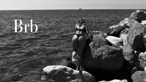 Lily online show from 12, 12, 2024