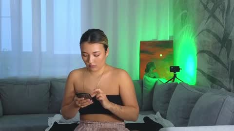 Lily online show from 26, 1, 2025