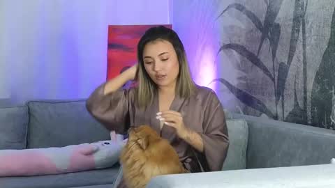 Lily online show from 5, 3, 2025