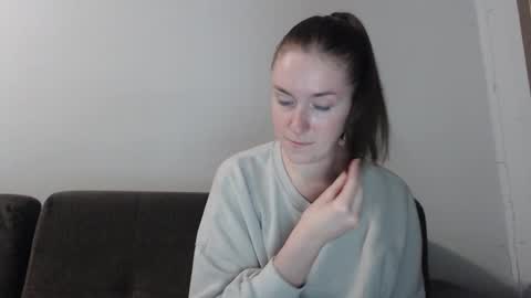 lily_love_x online show from 17, 10, 2025