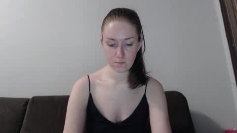 lily_love_x online show from 24, 3, 2026