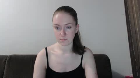 lily_love_x online show from 3, 4, 2026