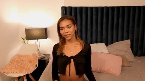 Lily Miiller online show from 21, 9, 2025