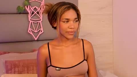 Lily Miiller online show from 3, 11, 2025