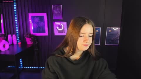 Lily online show from 12, 12, 2024