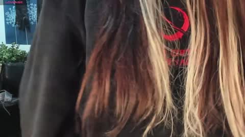 Lily online show from 9, 1, 2025