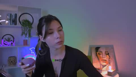 Lily online show from 19, 9, 2025