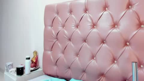 lily_rose0 online show from 21, 4, 2026