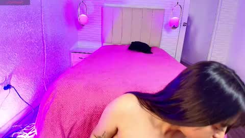 lily_waist online show from 26, 9, 2025