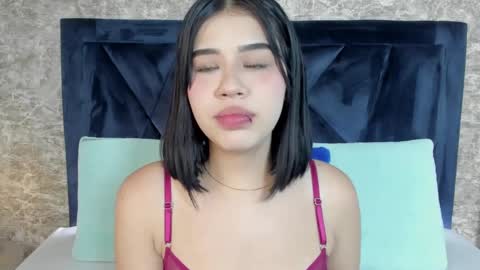 LilyWoodz online show from 10, 10, 2025