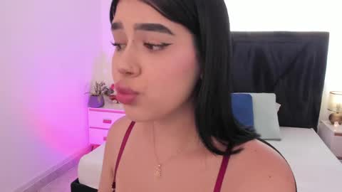LilyWoodz online show from 21, 4, 2026