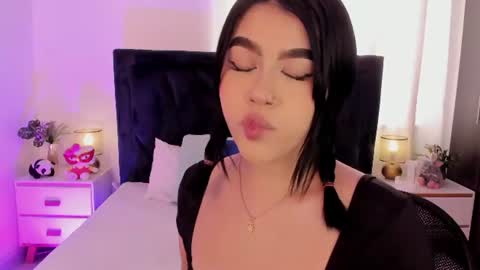 LilyWoodz online show from 14, 7, 2026