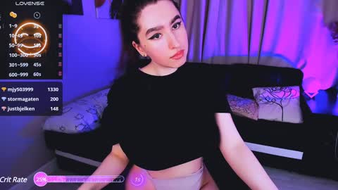 Snapshot of lily_xbaby chatting on 1, 2, 2025 LILY online show from 1, 2, 2025