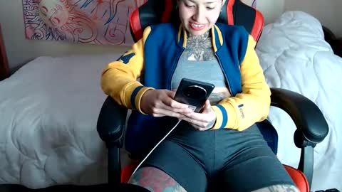 Snapshot of lilyadamsc chatting on 25, 3, 2026 Lily online show from 25, 3, 2026