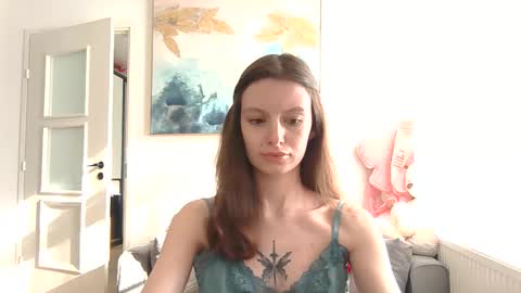 lilycandy_ online show from 21, 4, 2026